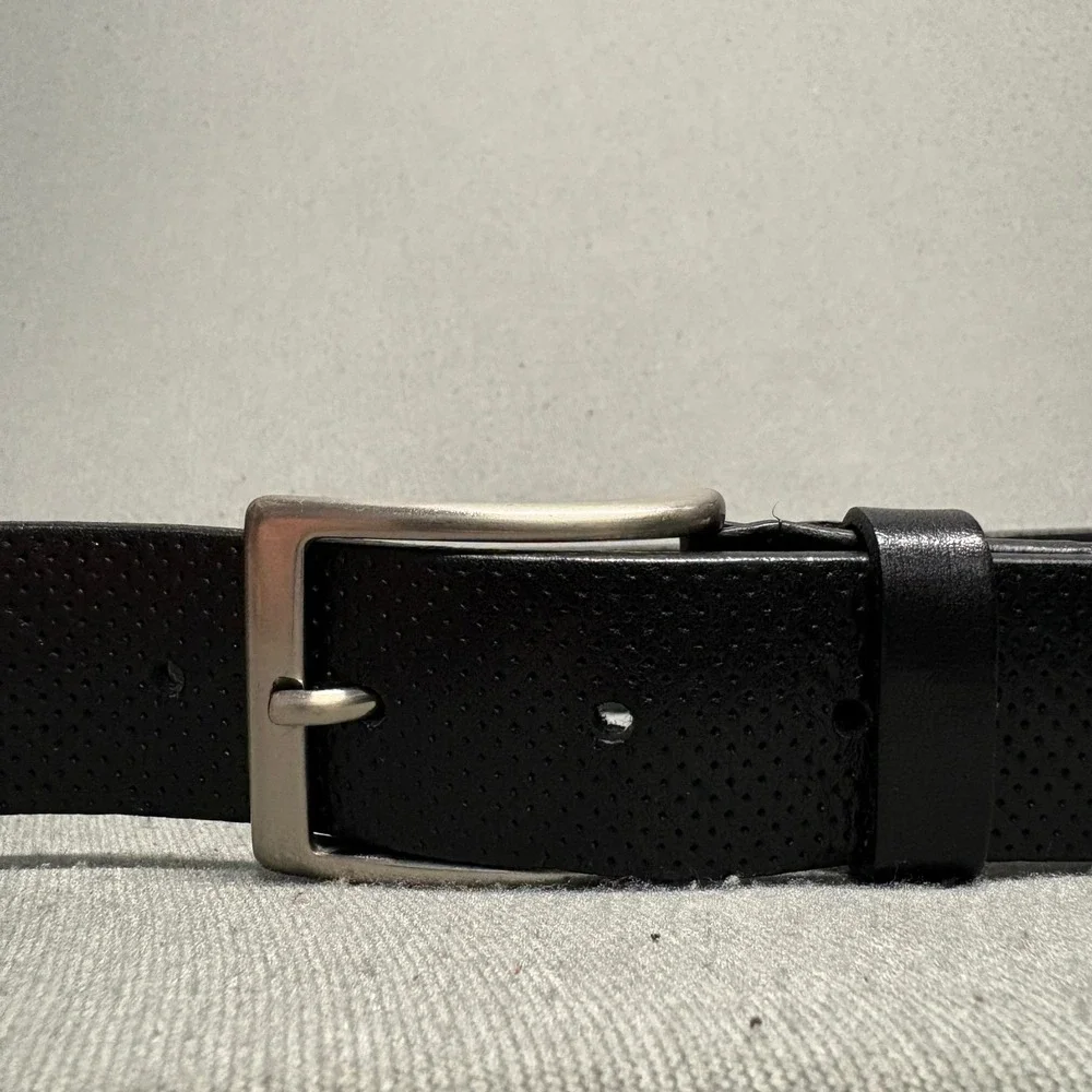 Unbranded Black Textured Belt Size 115/100 Silver Tone Buckle Made in Italy